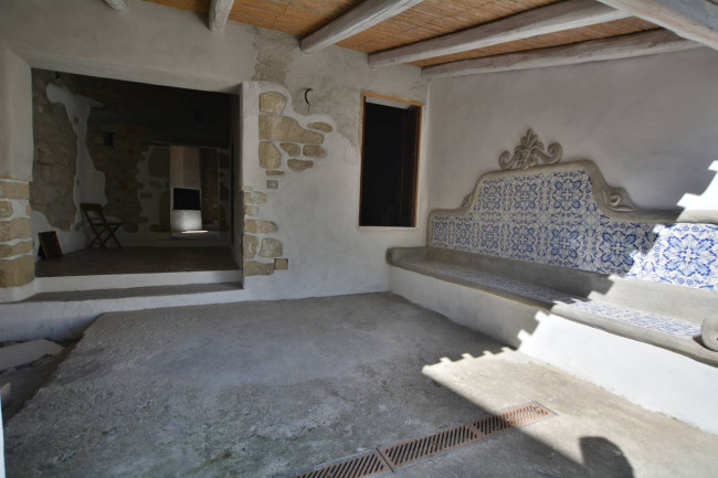 Casa singola in vendita a Albagiara