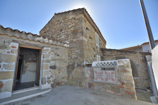 Casa singola in vendita a Albagiara