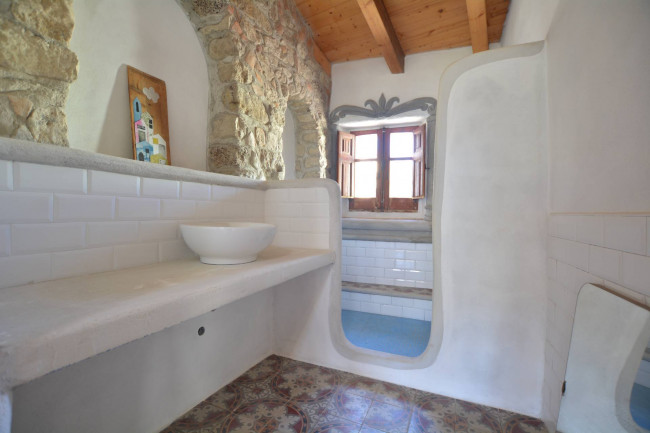 Casa singola in vendita a Albagiara