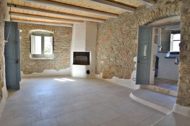 Casa singola in vendita a Albagiara