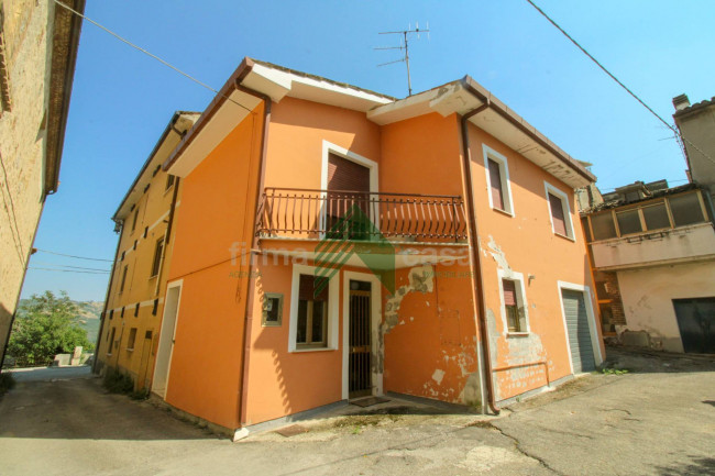 Casa singola in vendita a Teramo