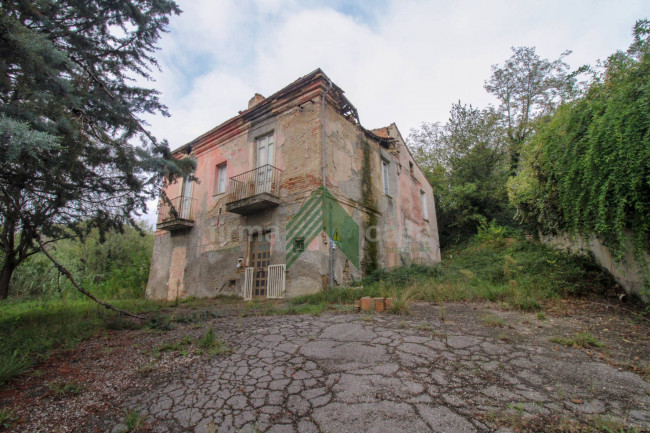 Casa singola in vendita a Teramo