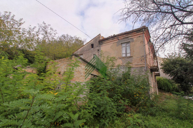 Casa singola in vendita a Teramo