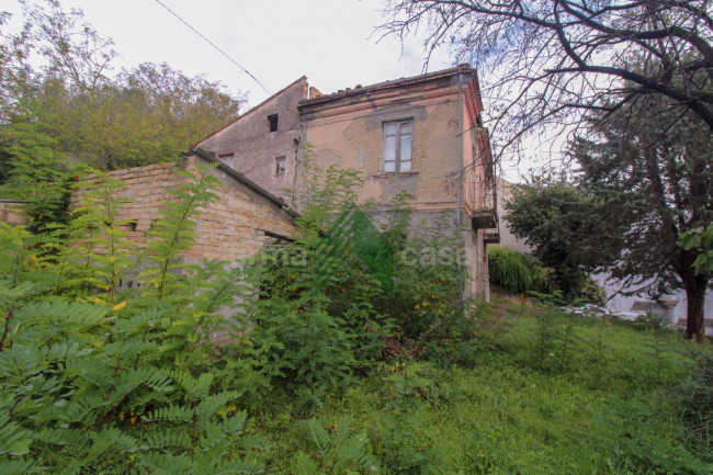 Casa singola in vendita a Teramo