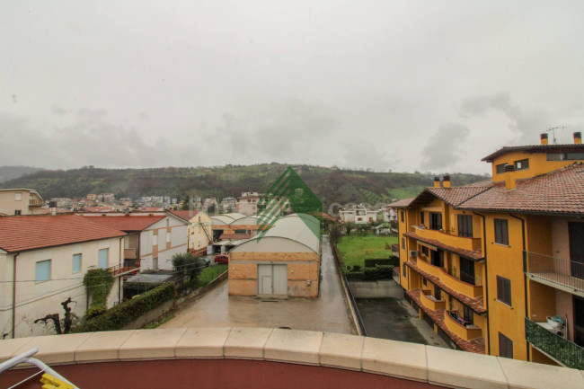 Appartamento in vendita a Montorio al Vomano