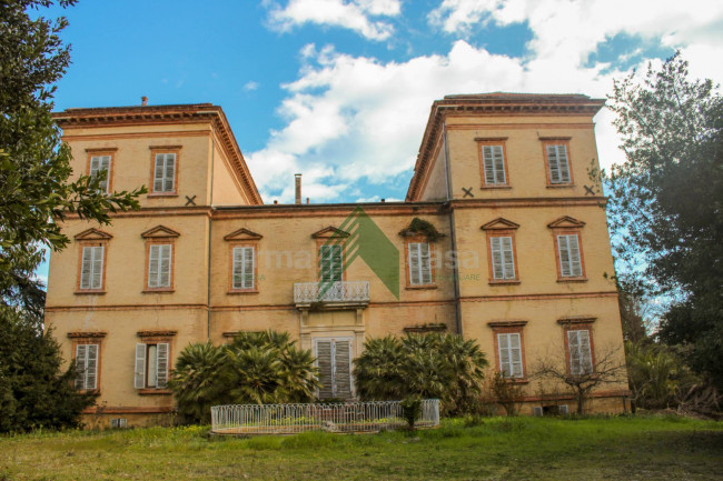 Villa in vendita a Giulianova