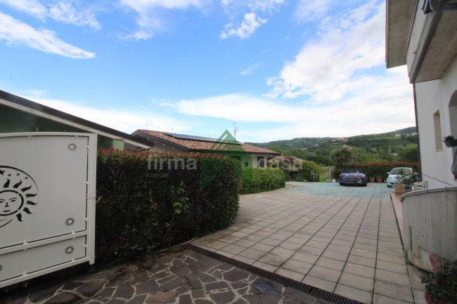 Casa singola in vendita a Montorio al Vomano