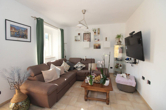 Casa singola in vendita a Montorio al Vomano