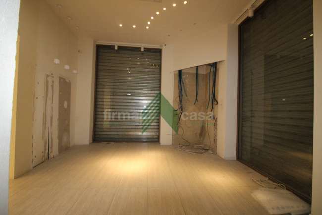 Locale commerciale in affitto a Teramo
