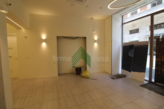 Locale commerciale in affitto a Teramo