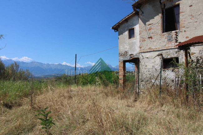 Rustico in vendita a Teramo