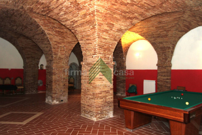 Locale commerciale in affitto a Teramo