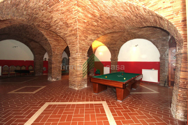 Locale commerciale in affitto a Teramo