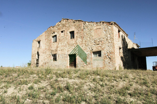 Rustico in vendita a Teramo