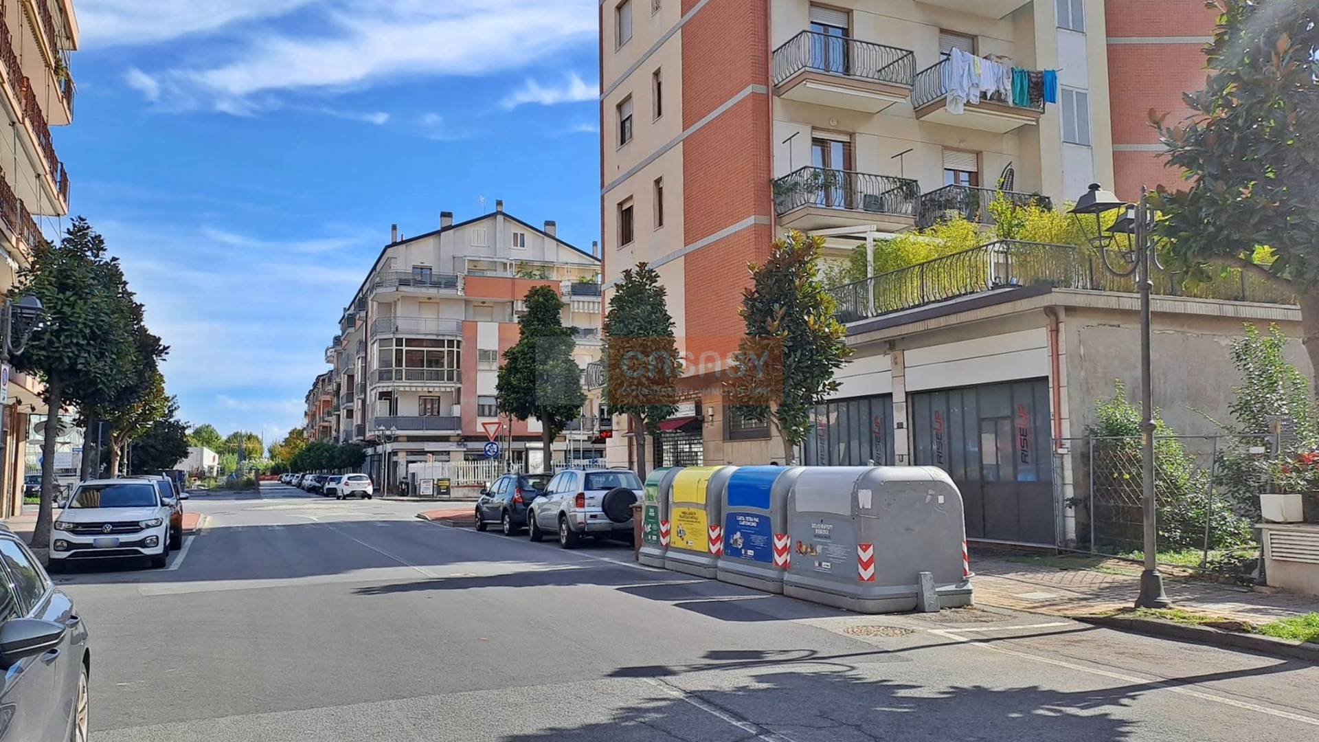 Garage/Box/Posto auto in vendita a Albenga (SV)