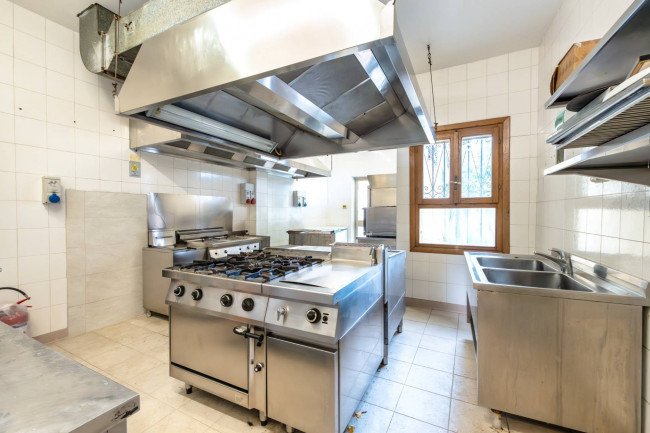 Attività commerciale in affitto a Eraclea