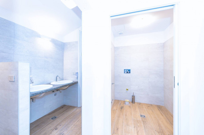 Attività commerciale in affitto a Eraclea