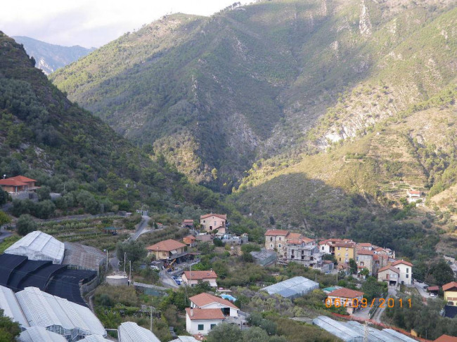 Casa indipendente in vendita a Ventimiglia (IM)