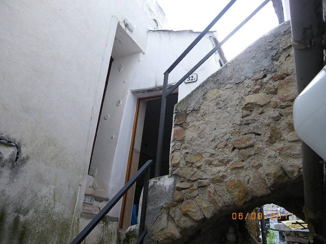 Casa indipendente in vendita a Ventimiglia (IM)