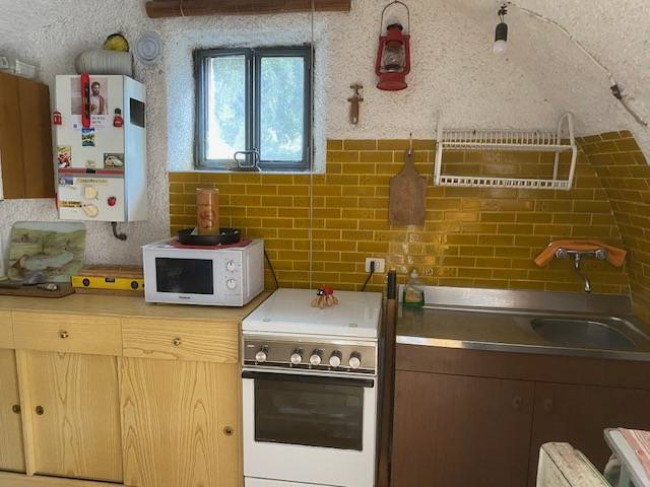 APPARTAMENTO CON INGRESSO INDIPENDENTE in vendita a Ventimiglia