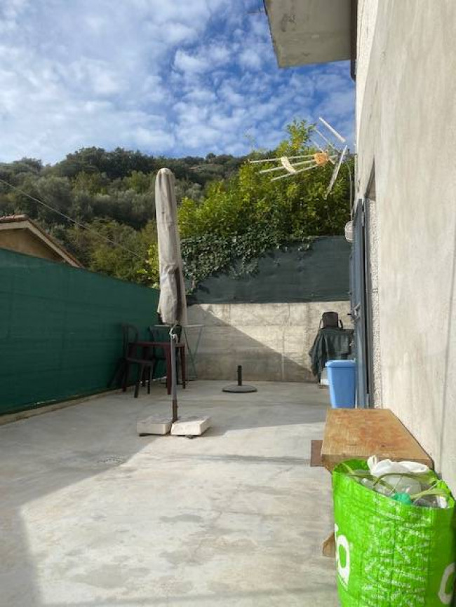 APPARTAMENTO CON INGRESSO INDIPENDENTE in vendita a Ventimiglia