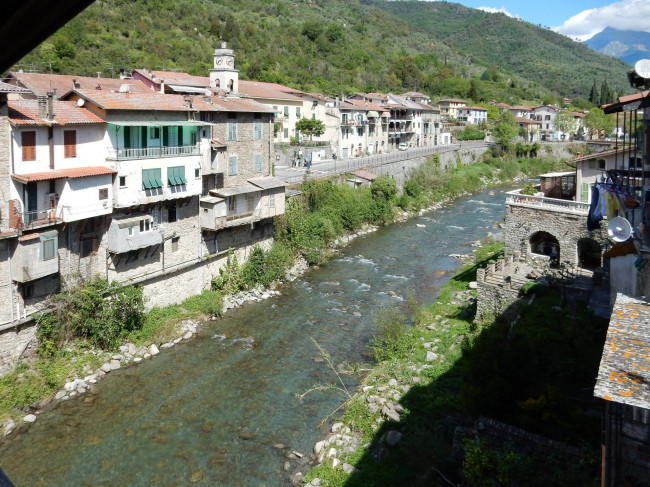Casa singola in vendita a Isolabona