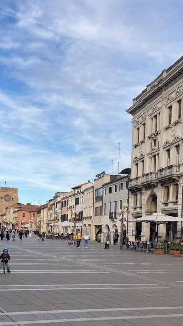 Locale commerciale in affitto a Venezia Mestre