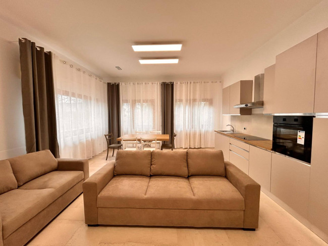 Porzione di bifamiliare in affitto a Martellago Olmo