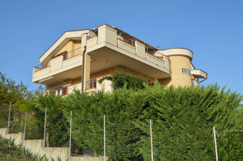 Villetta bifamiliare in vendita a Montescaglioso