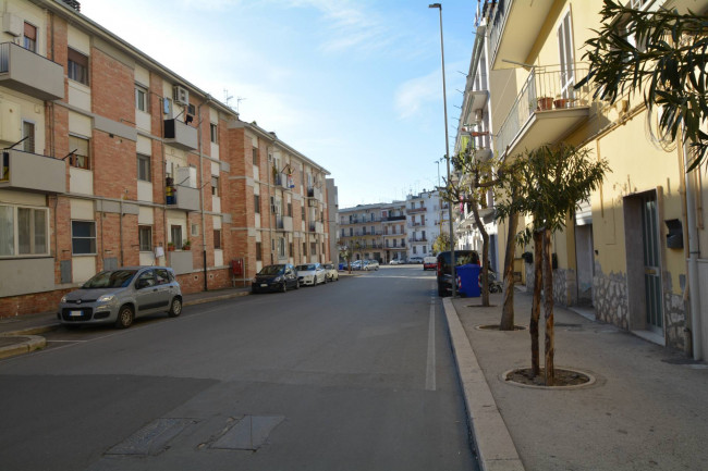 Fondo commerciale in affitto a Matera (MT)