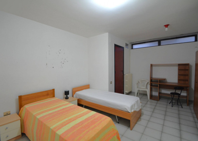 Magazzino in vendita a Matera