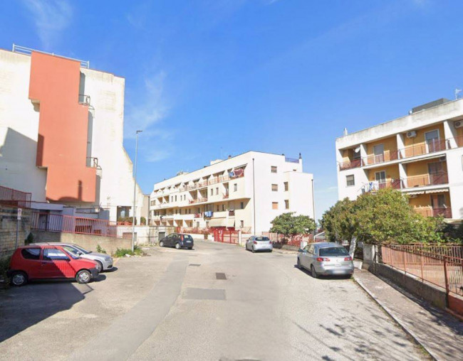 Magazzino in vendita a Matera