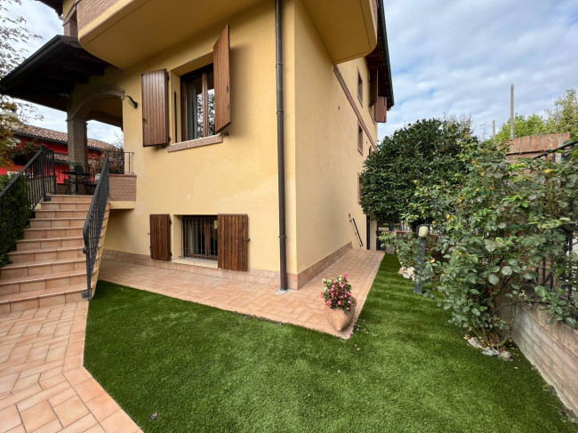 Villa in vendita a Castelfranco Emilia (MO)