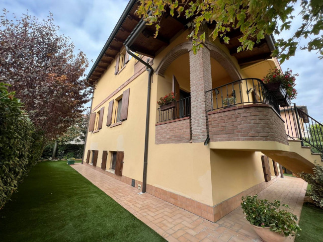 Villa in vendita a Castelfranco Emilia (MO)