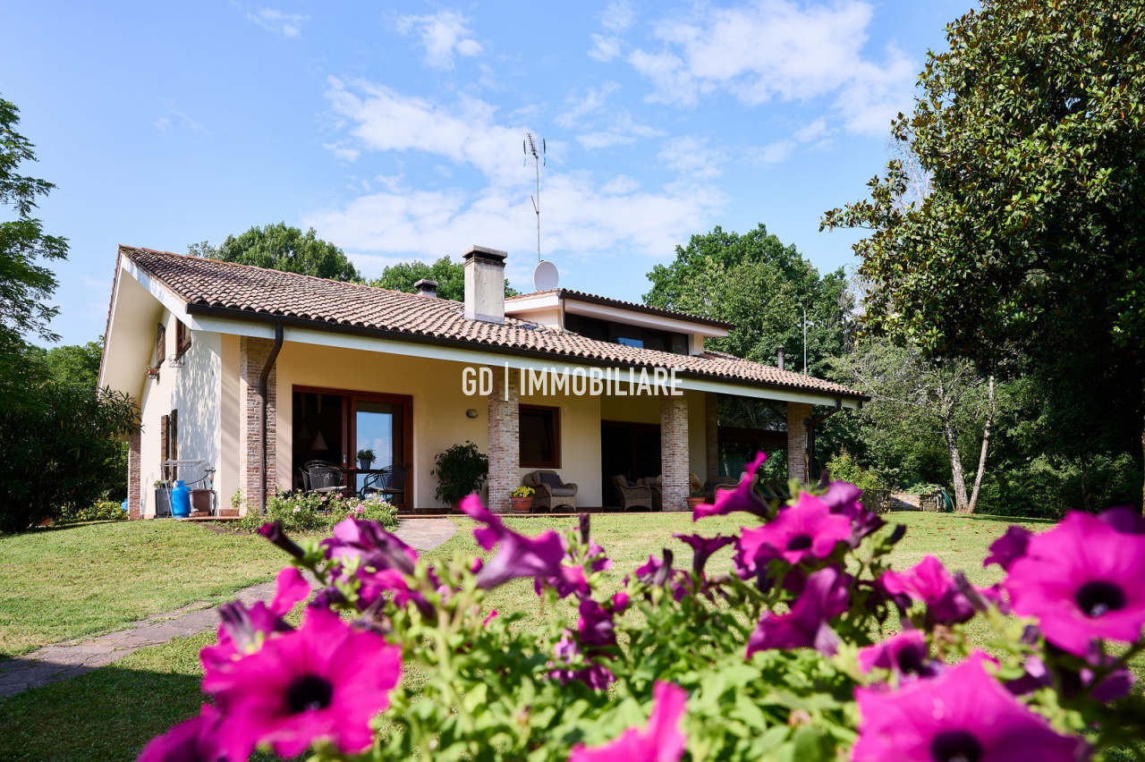 Villa in vendita a Montebelluna (TV)