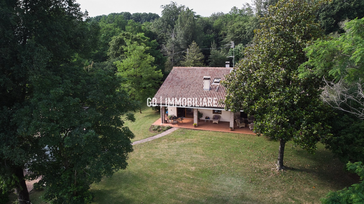 Villa in vendita a Montebelluna (TV)