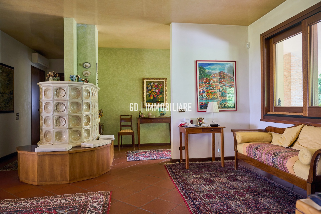 Villa in vendita a Montebelluna (TV)