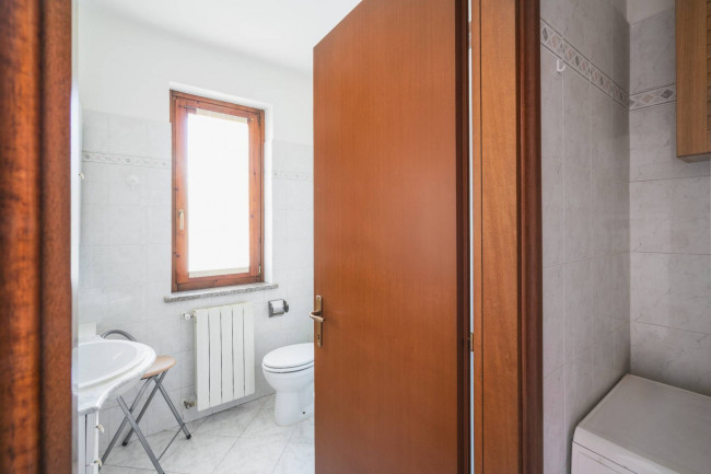 Appartamento in vendita a Solto Collina