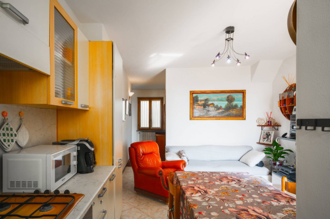 Appartamento in vendita a Solto Collina