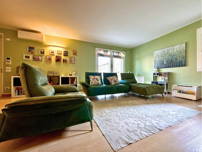 Porzione di Bifamiliare