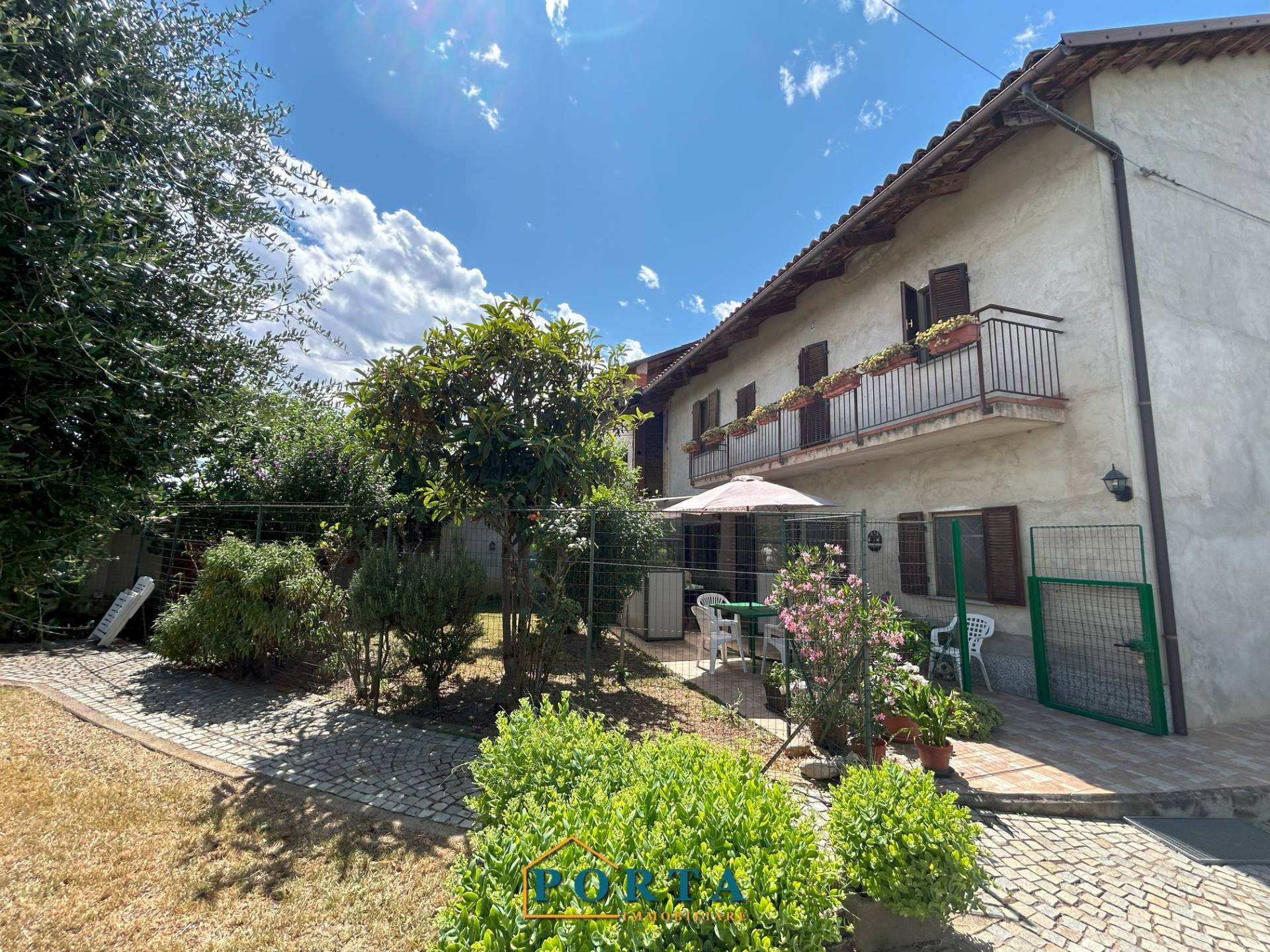Foto - Casa Singola In Vendita A Lequio Tanaro, Costamagna