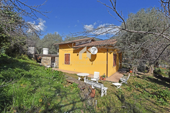 Casa singola in vendita a Sanremo