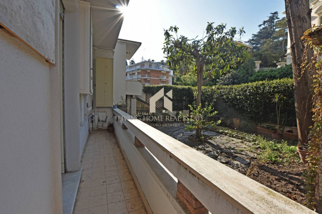  à vente à Sanremo