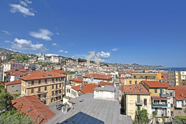 Appartamento in vendita a Sanremo