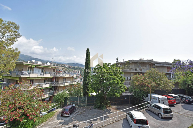  à vente à Sanremo