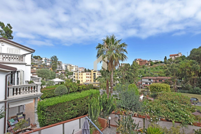  à vente à Sanremo