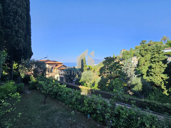 Appartamento in vendita a Bordighera