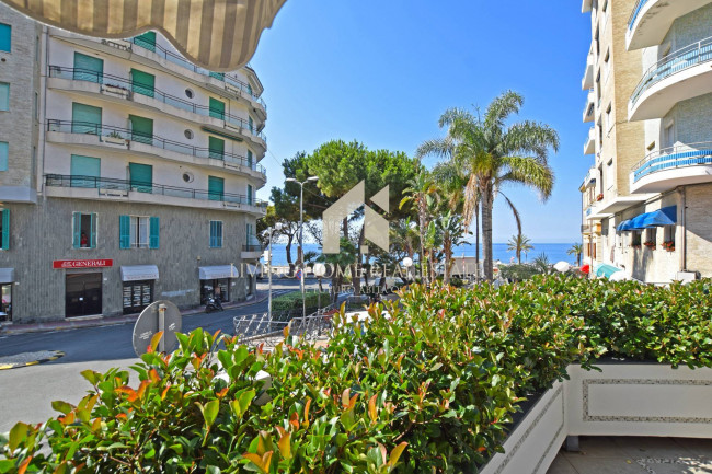 Appartamento in vendita a Ospedaletti