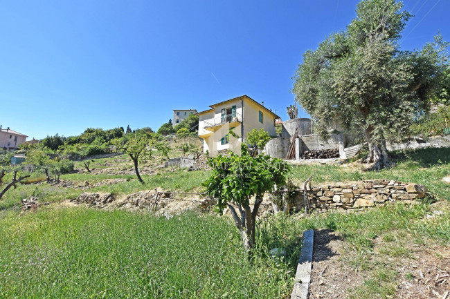 Casa singola in vendita a Sanremo