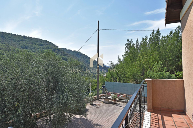 Villa in vendita a Dolceacqua